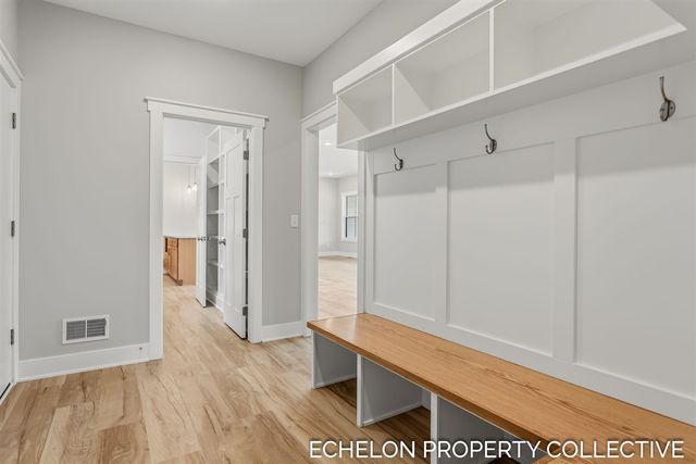 4649 Hidden Ridge Drive, Hudsonville, MI 49426