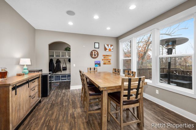 3099 Lowingwood Court, Jenison, MI 49428