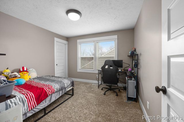 3099 Lowingwood Court, Jenison, MI 49428