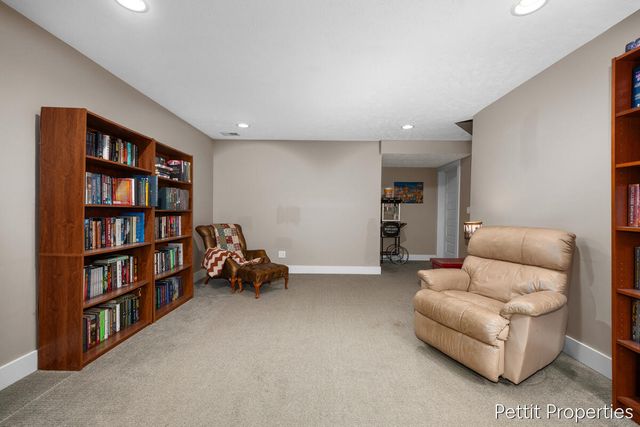 3099 Lowingwood Court, Jenison, MI 49428