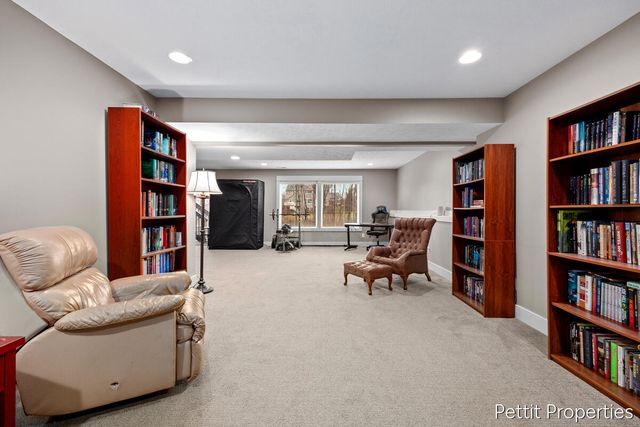 3099 Lowingwood Court, Jenison, MI 49428