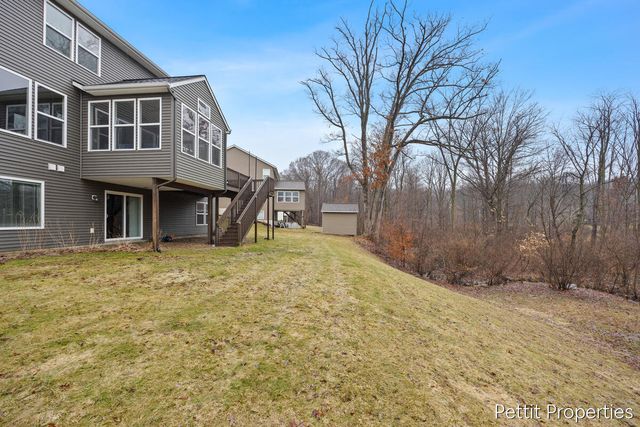 3099 Lowingwood Court, Jenison, MI 49428