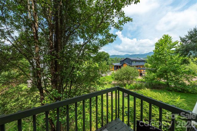 223 Davidson Road, Swannanoa, NC 28778