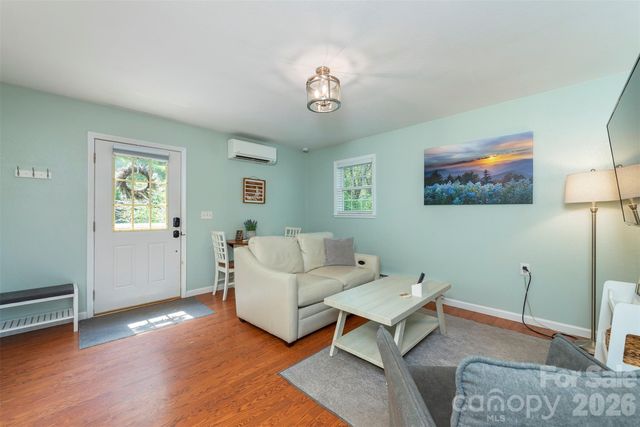 223 Davidson Road, Swannanoa, NC 28778