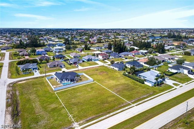 2806 Tropicana PKWY W, Cape Coral, FL 33993