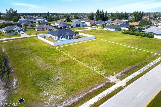 2806 Tropicana PKWY W, Cape Coral, FL 33993