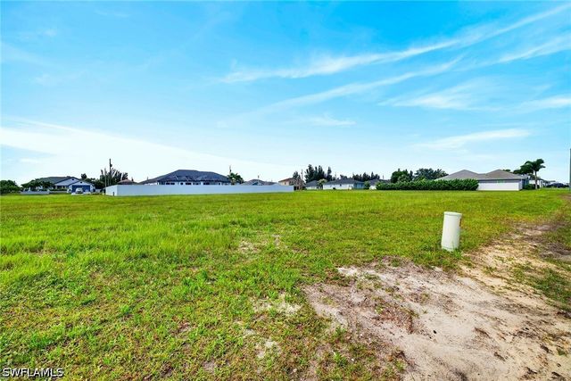 2806 Tropicana PKWY W, Cape Coral, FL 33993