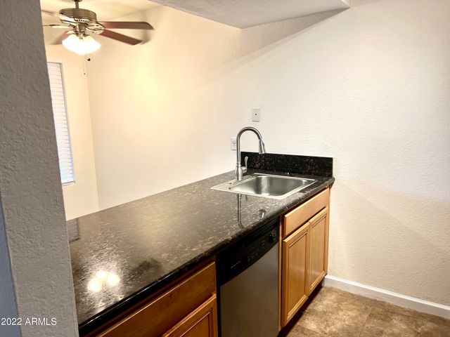 1241 N 48th Street Apt 214, Phoenix, AZ 85008