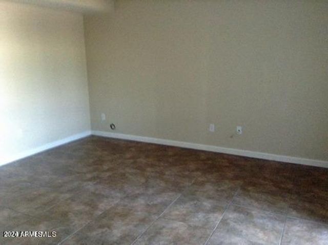1241 N 48th Street Apt 214, Phoenix, AZ 85008