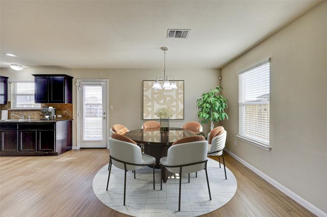 267 Voyager CV, Kyle, TX 78640