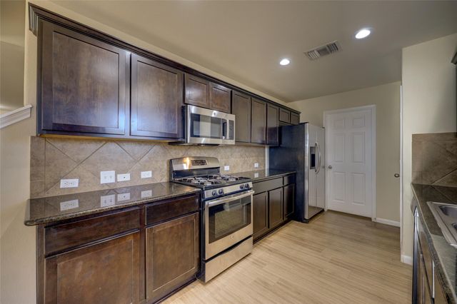 267 Voyager CV, Kyle, TX 78640