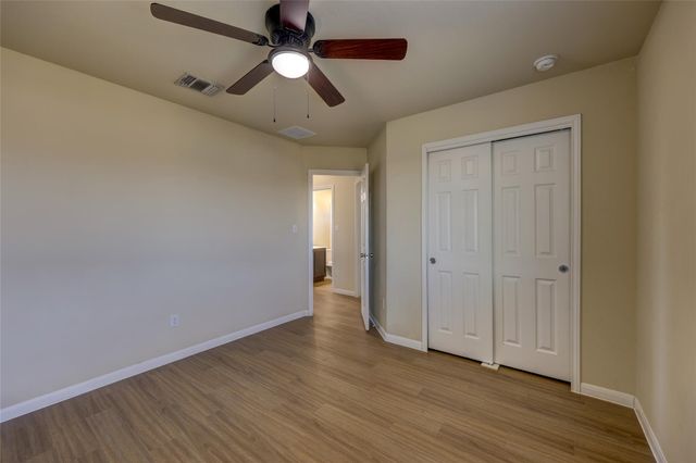 267 Voyager CV, Kyle, TX 78640