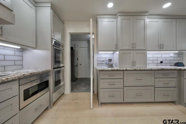 1535 Tanglewood Dr East, Hideaway, TX 75771
