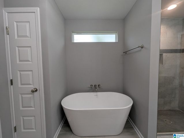 12800 HONEYSUCKLE CIRCLE, Lake View, AL 35111