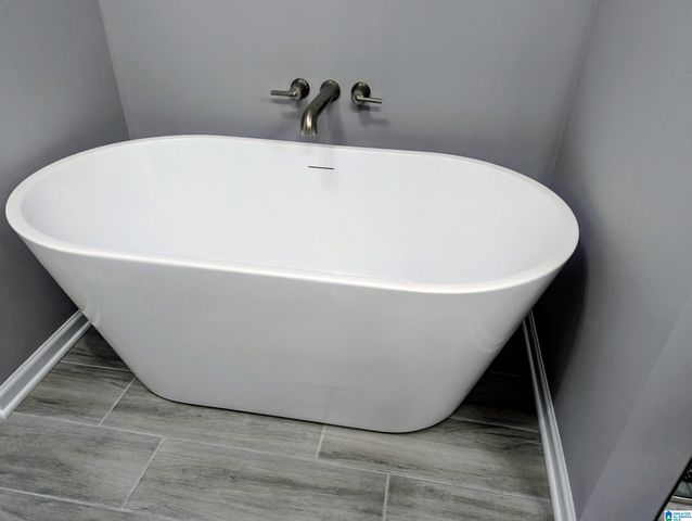 12800 HONEYSUCKLE CIRCLE, Lake View, AL 35111