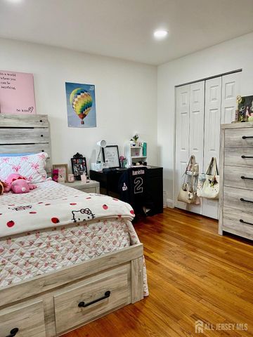 101 Lee Drive, Middlesex, NJ 08846