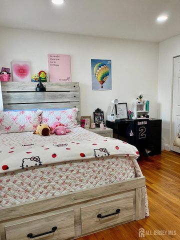101 Lee Drive, Middlesex, NJ 08846