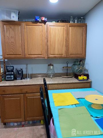 101 Lee Drive, Middlesex, NJ 08846