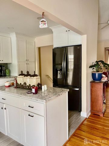 101 Lee Drive, Middlesex, NJ 08846