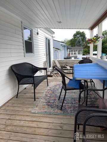101 Lee Drive, Middlesex, NJ 08846