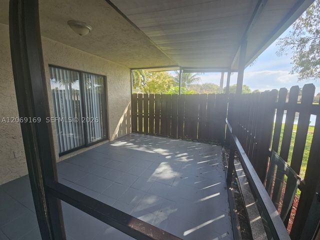 253 San Remo Blvd 253, North Lauderdale, FL 33068