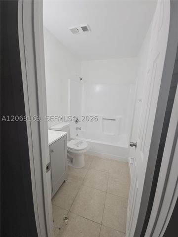 253 San Remo Blvd 253, North Lauderdale, FL 33068
