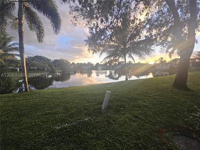 253 San Remo Blvd 253, North Lauderdale, FL 33068