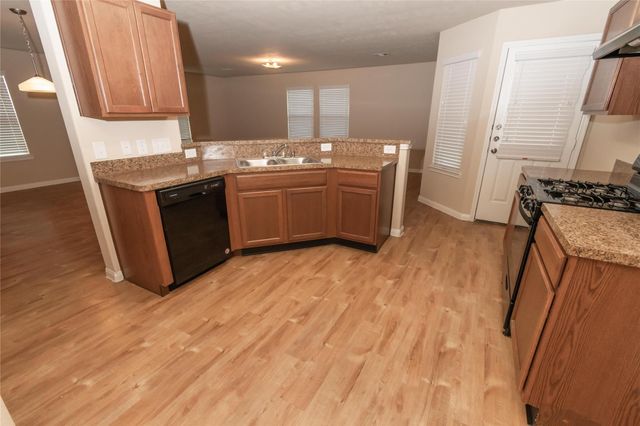 3835 Cary Creek Drive, Baytown, TX 77521