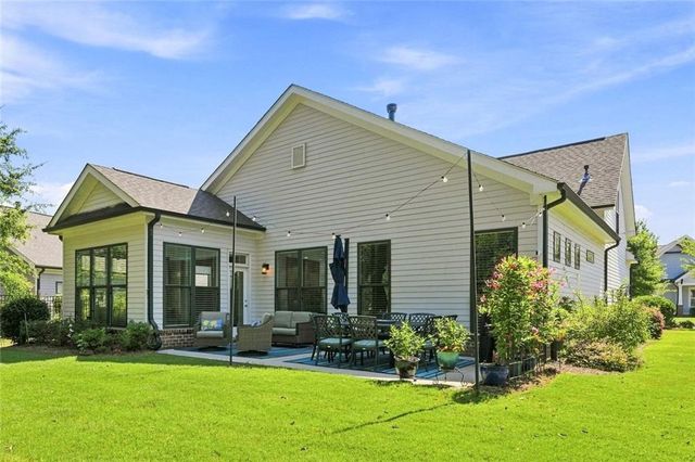 329 McDaniel Place, Canton, GA 30115