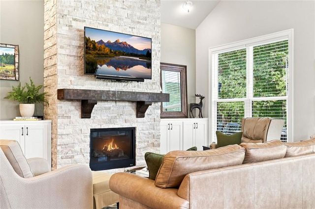 329 McDaniel Place, Canton, GA 30115
