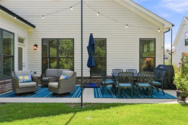 329 McDaniel Place, Canton, GA 30115