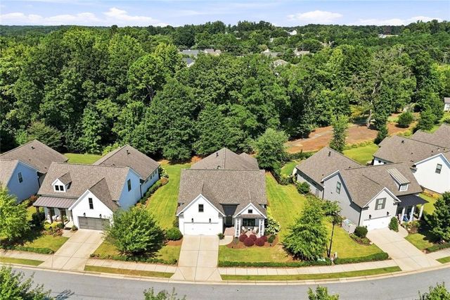 329 McDaniel Place, Canton, GA 30115
