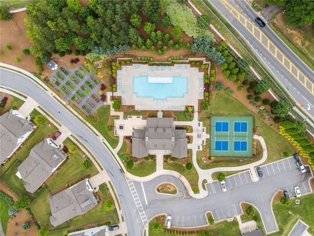 329 McDaniel Place, Canton, GA 30115
