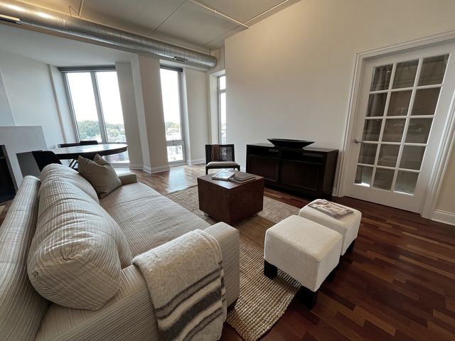 4814 N CLARK Street 510S, Chicago, IL 60640