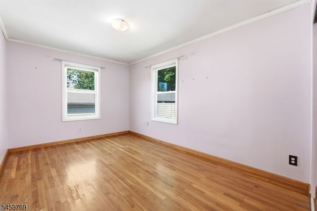 50 Woods Rd, Little Falls Twp., NJ 07424