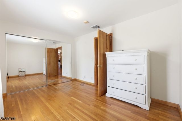 50 Woods Rd, Little Falls Twp., NJ 07424