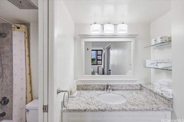 201 Ohua Avenue 711-T2, Honolulu, HI 96815