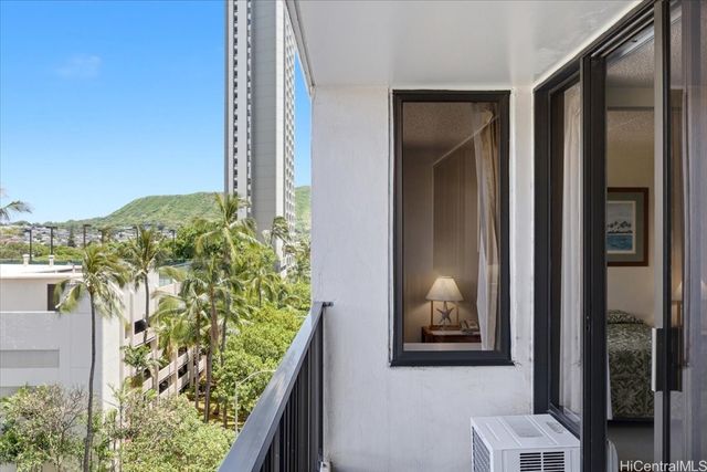 201 Ohua Avenue 711-T2, Honolulu, HI 96815
