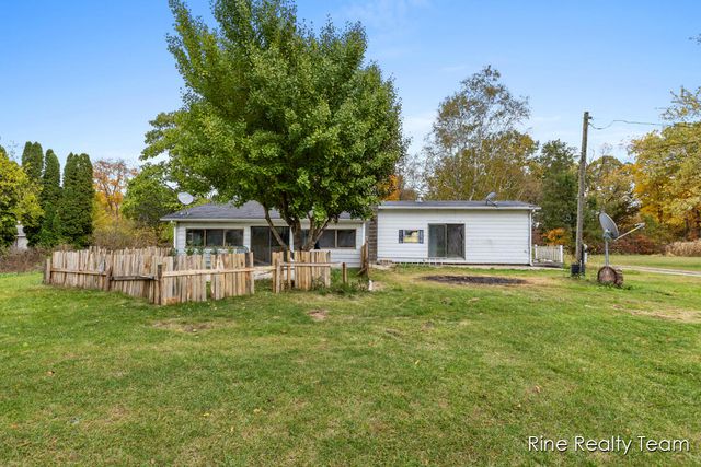 876 N Briggs Road, Butler Twp, MI 49082