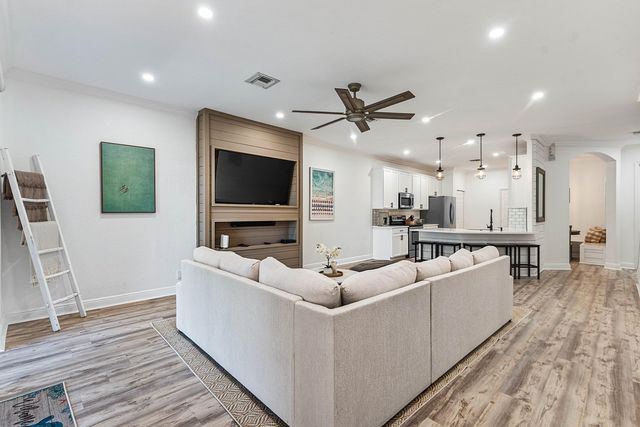 4890 Bonsai Circle 106, Palm Beach Gardens, FL 33418