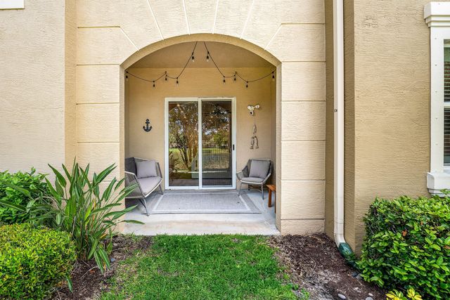 4890 Bonsai Circle 106, Palm Beach Gardens, FL 33418