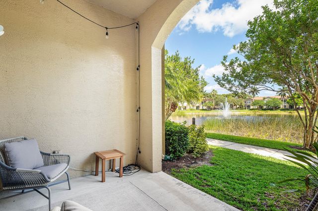 4890 Bonsai Circle 106, Palm Beach Gardens, FL 33418