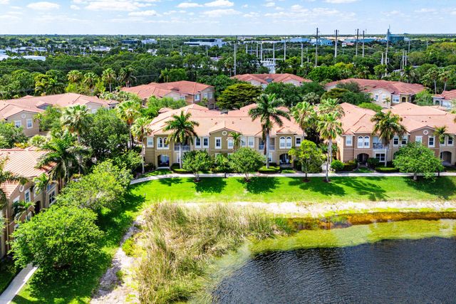 4890 Bonsai Circle 106, Palm Beach Gardens, FL 33418