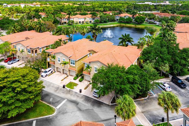 4890 Bonsai Circle 106, Palm Beach Gardens, FL 33418