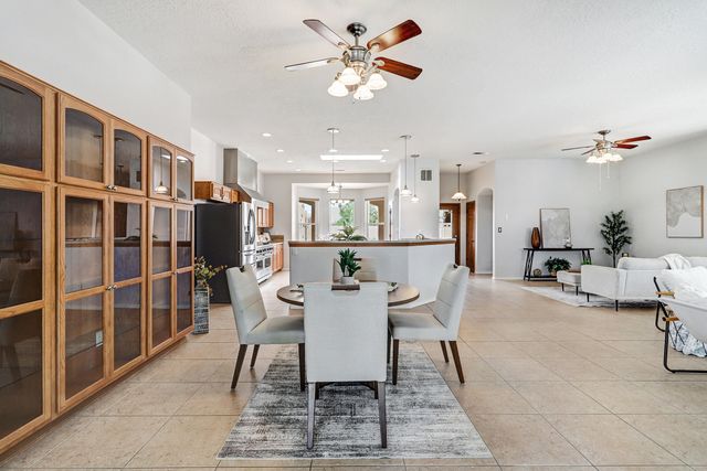 6702 Oersted Road NE, Rio Rancho, NM 87144