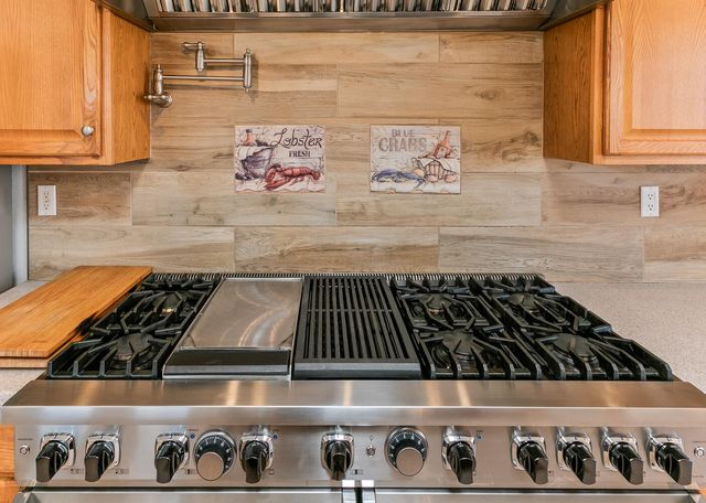 6702 Oersted Road NE, Rio Rancho, NM 87144