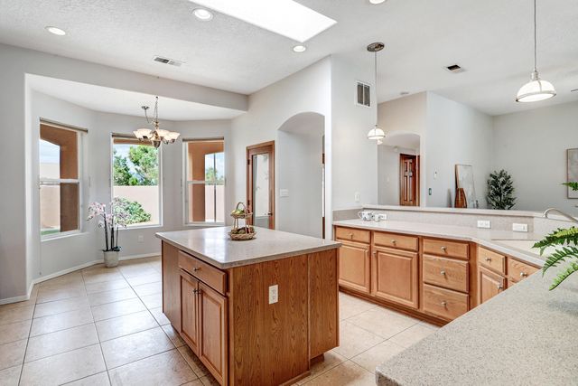 6702 Oersted Road NE, Rio Rancho, NM 87144