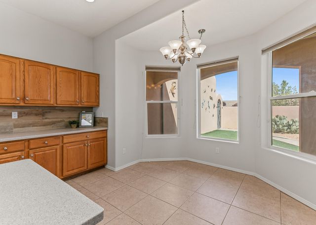 6702 Oersted Road NE, Rio Rancho, NM 87144