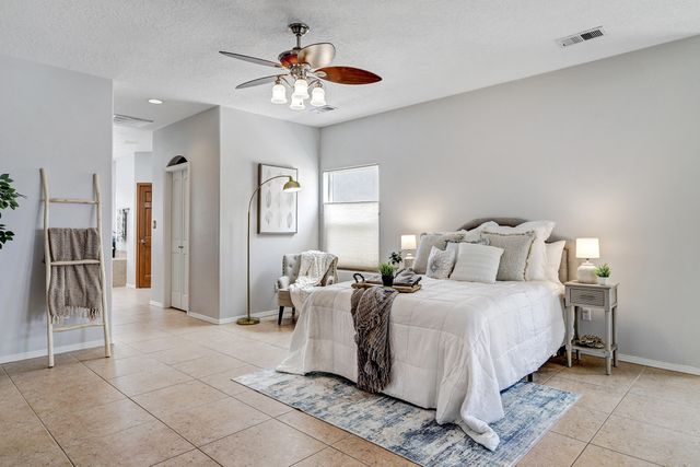 6702 Oersted Road NE, Rio Rancho, NM 87144