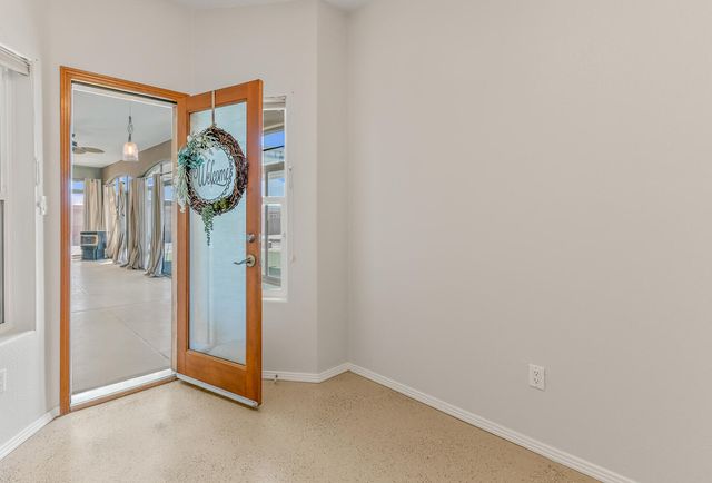 6702 Oersted Road NE, Rio Rancho, NM 87144